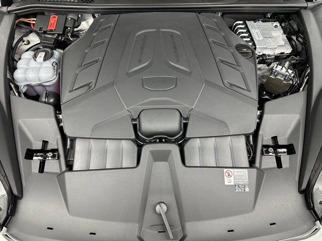 2025 Porsche Cayenne Turbo Gt Newark DE