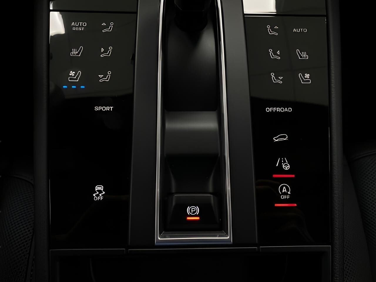 2025 Porsche Macan Appleton WI