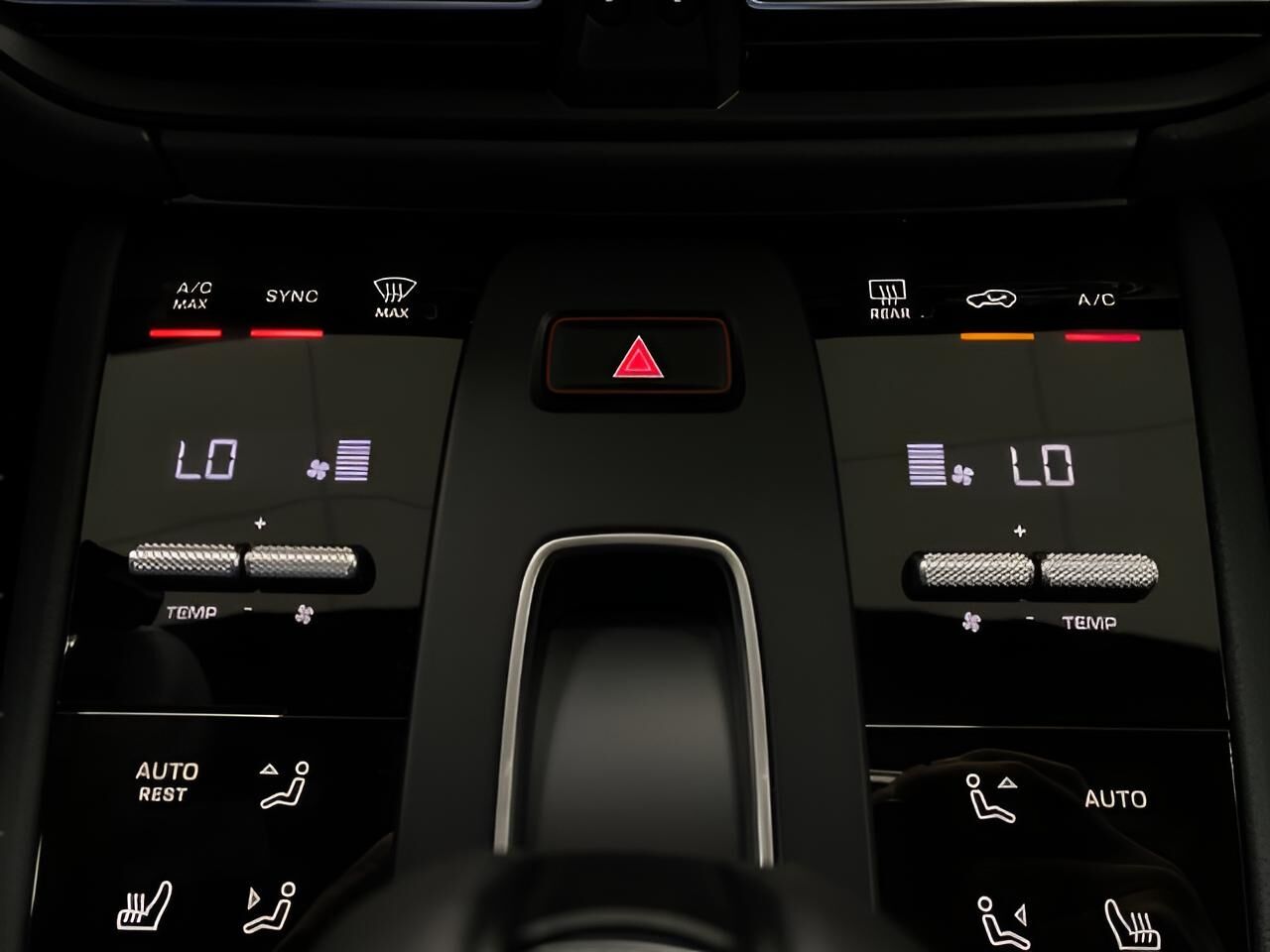 2025 Porsche Macan Appleton WI