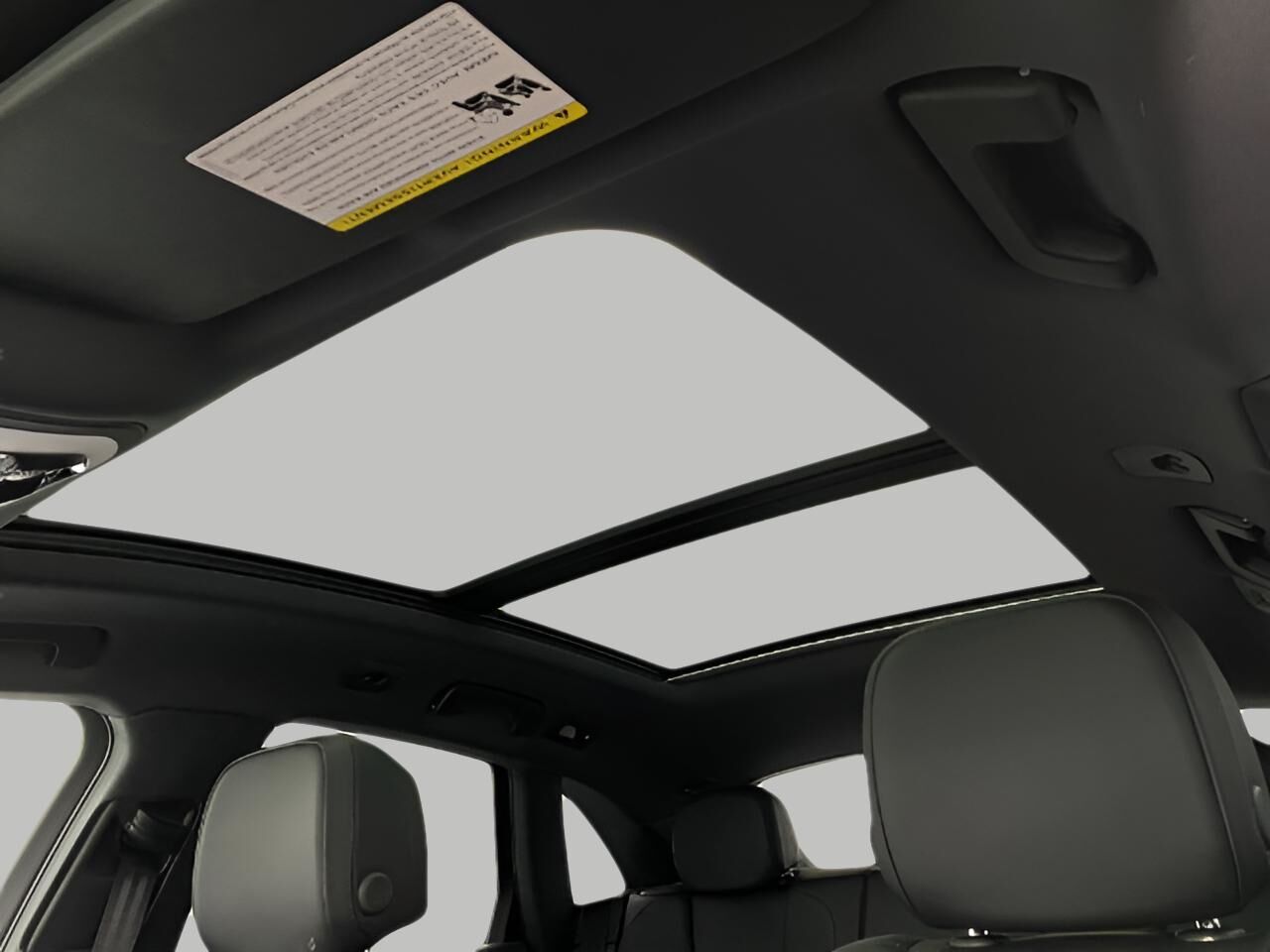 2025 Porsche Macan Appleton WI