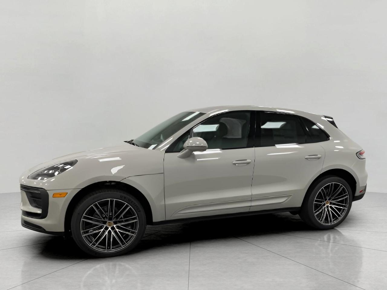2025 Porsche Macan Appleton WI