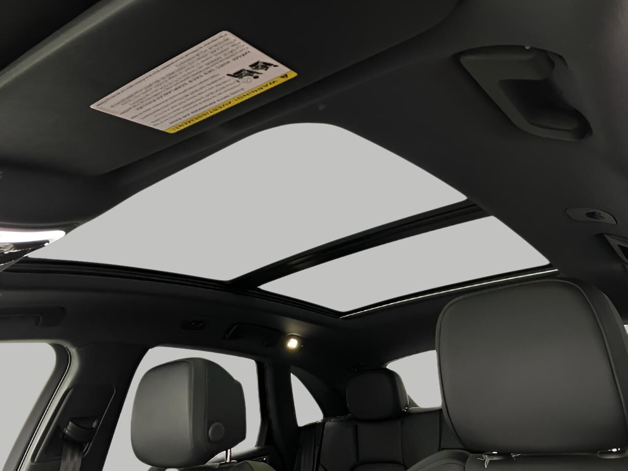 2025 Porsche Macan Appleton WI