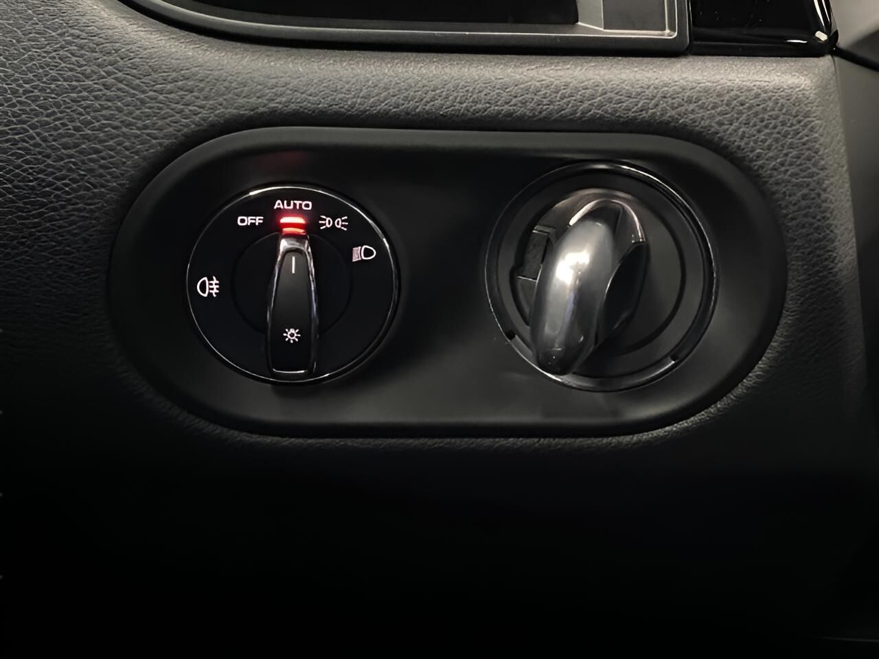 2025 Porsche Macan Appleton WI