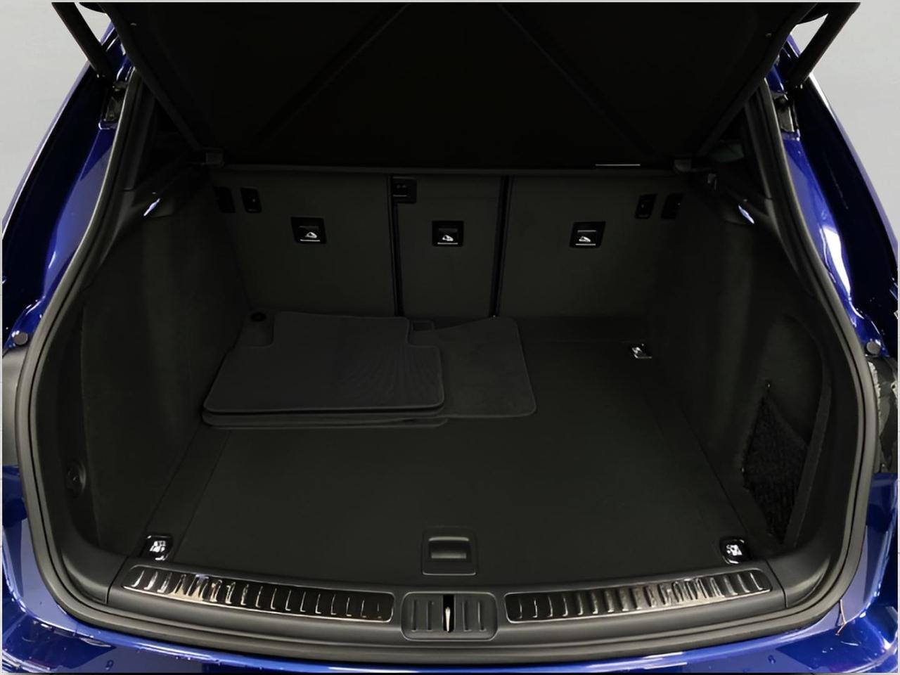 2025 Porsche Macan Appleton WI