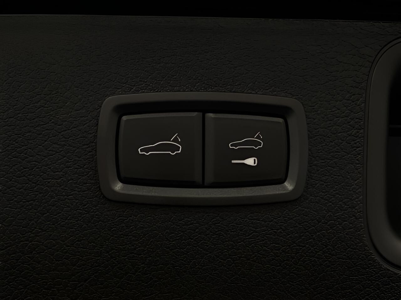 2025 Porsche Macan Appleton WI