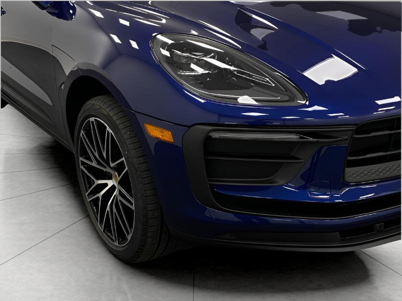 2025 Porsche Macan Appleton WI