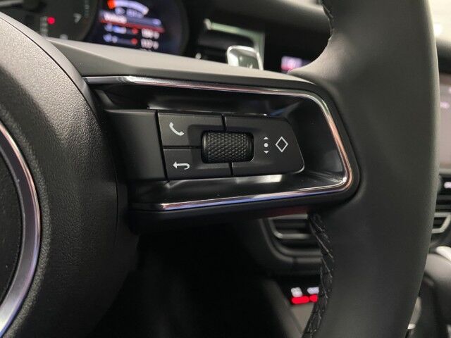 2025 Porsche Macan Appleton WI