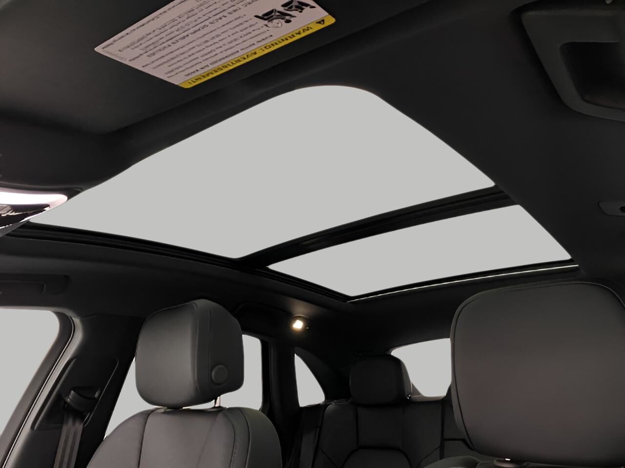 2025 Porsche Macan Appleton WI