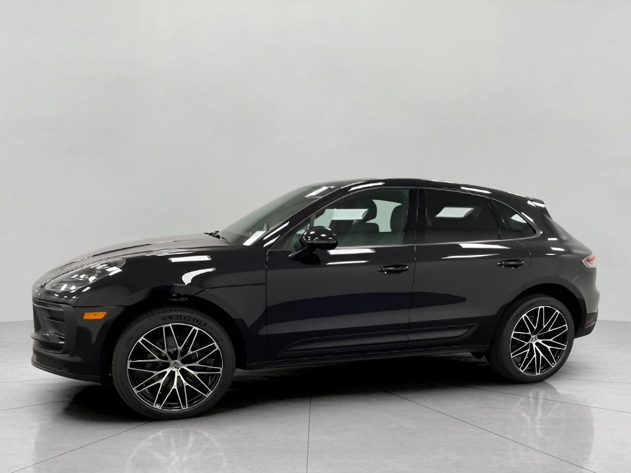 2025 Porsche Macan Appleton WI