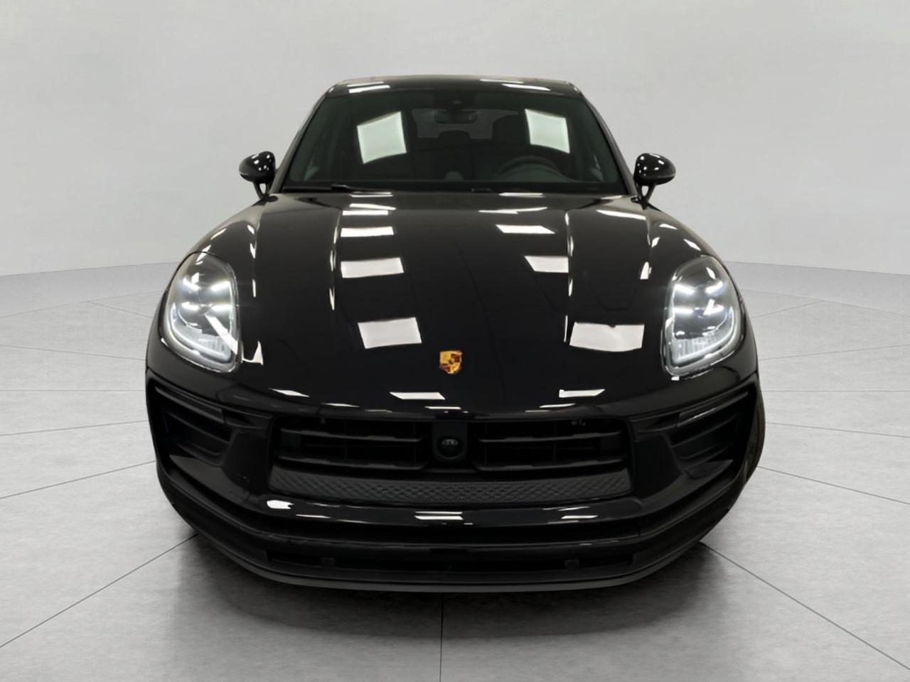 2025 Porsche Macan Appleton WI