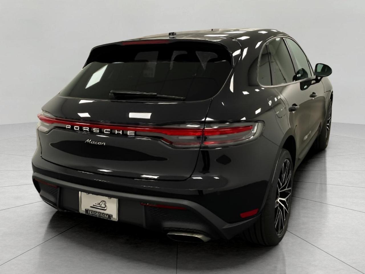2025 Porsche Macan Appleton WI