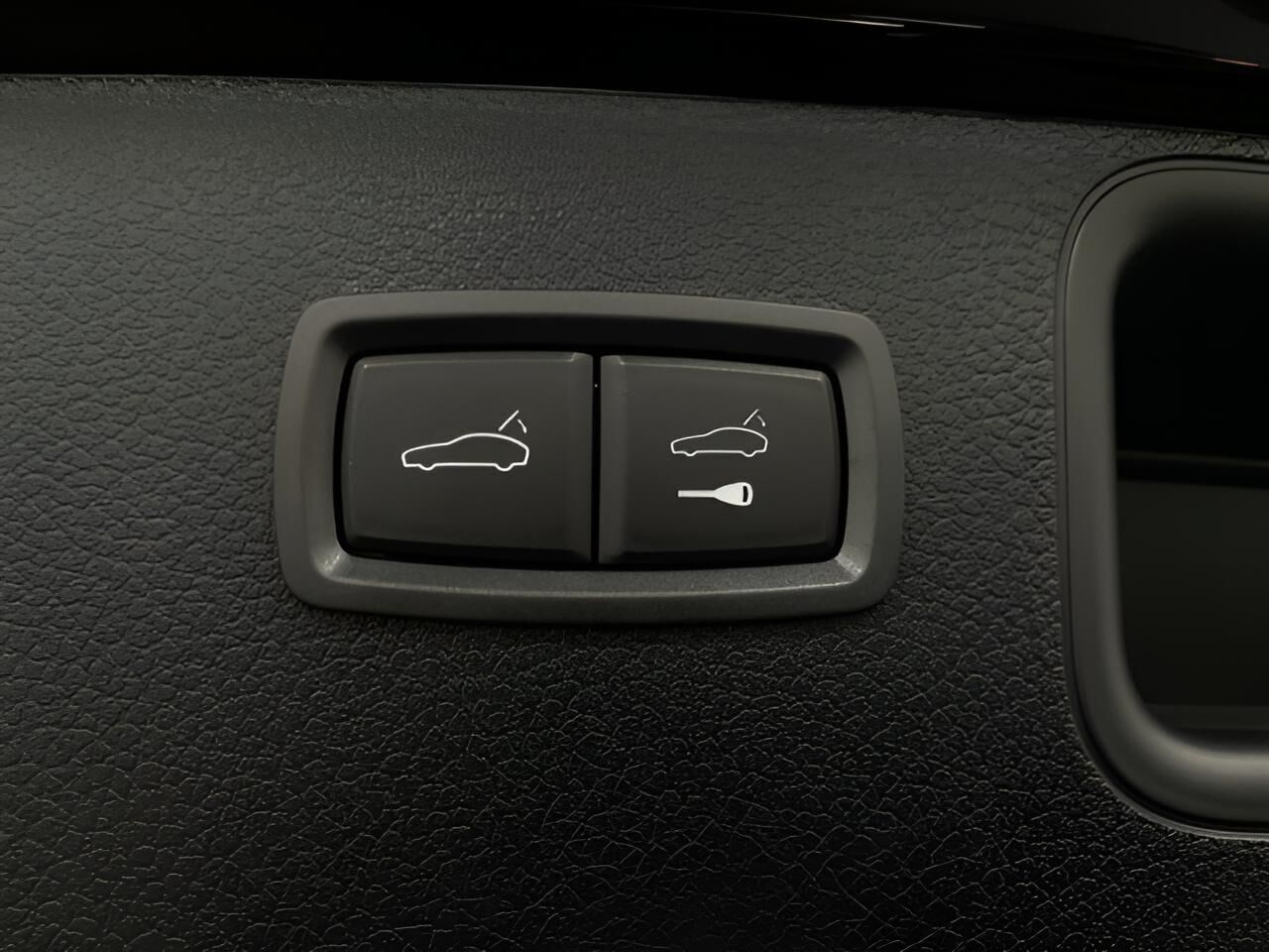 2025 Porsche Macan Appleton WI