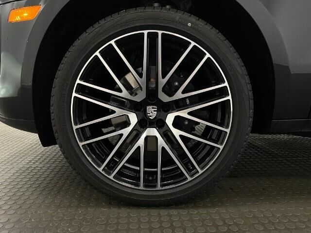 2025 Porsche Macan Appleton WI