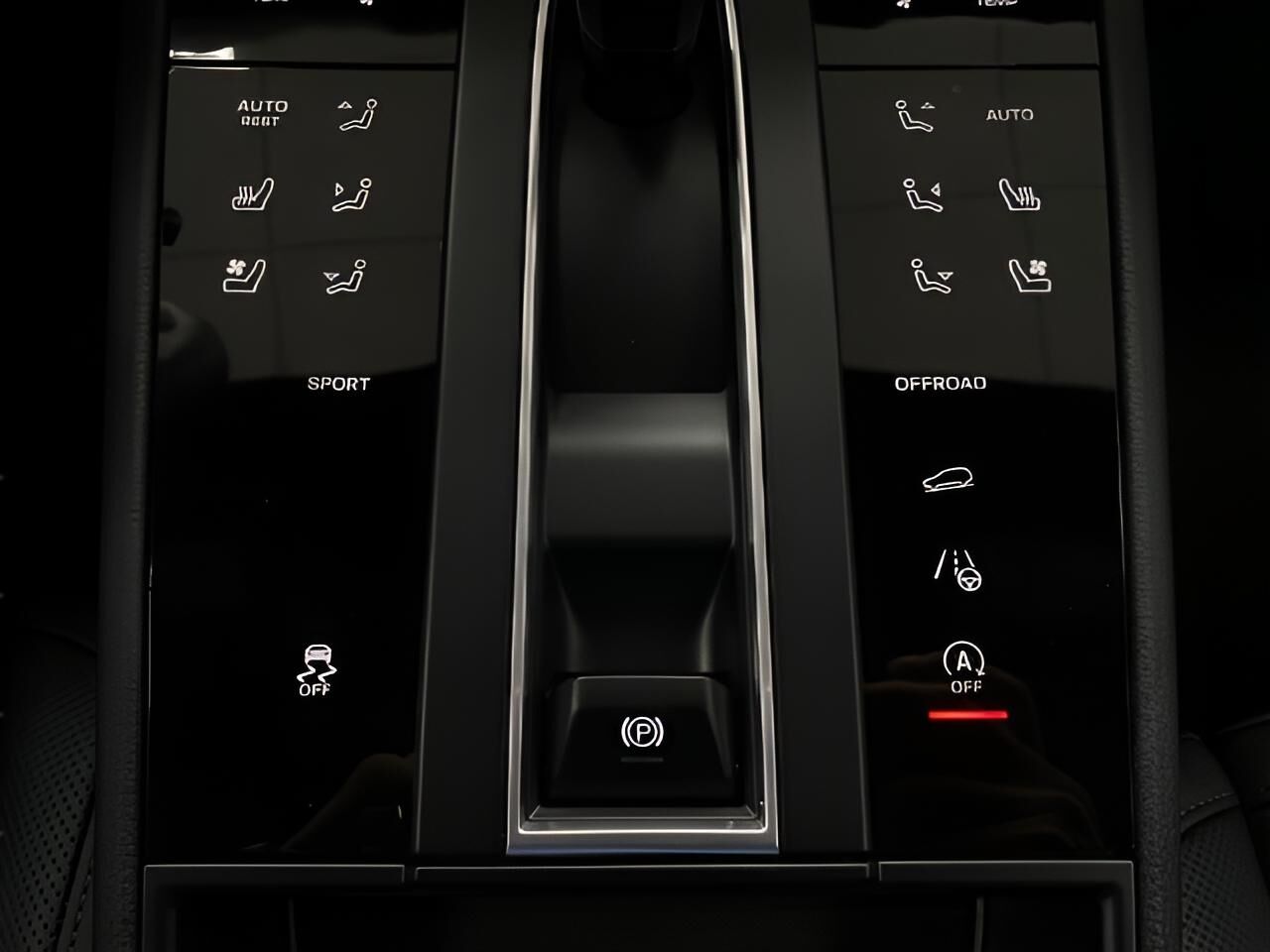 2025 Porsche Macan Appleton WI