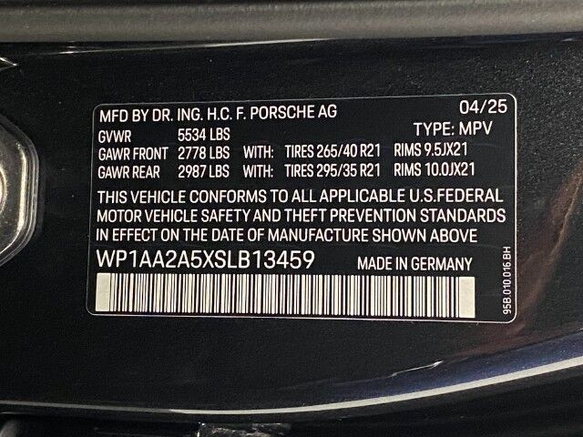2025 Porsche Macan Appleton WI