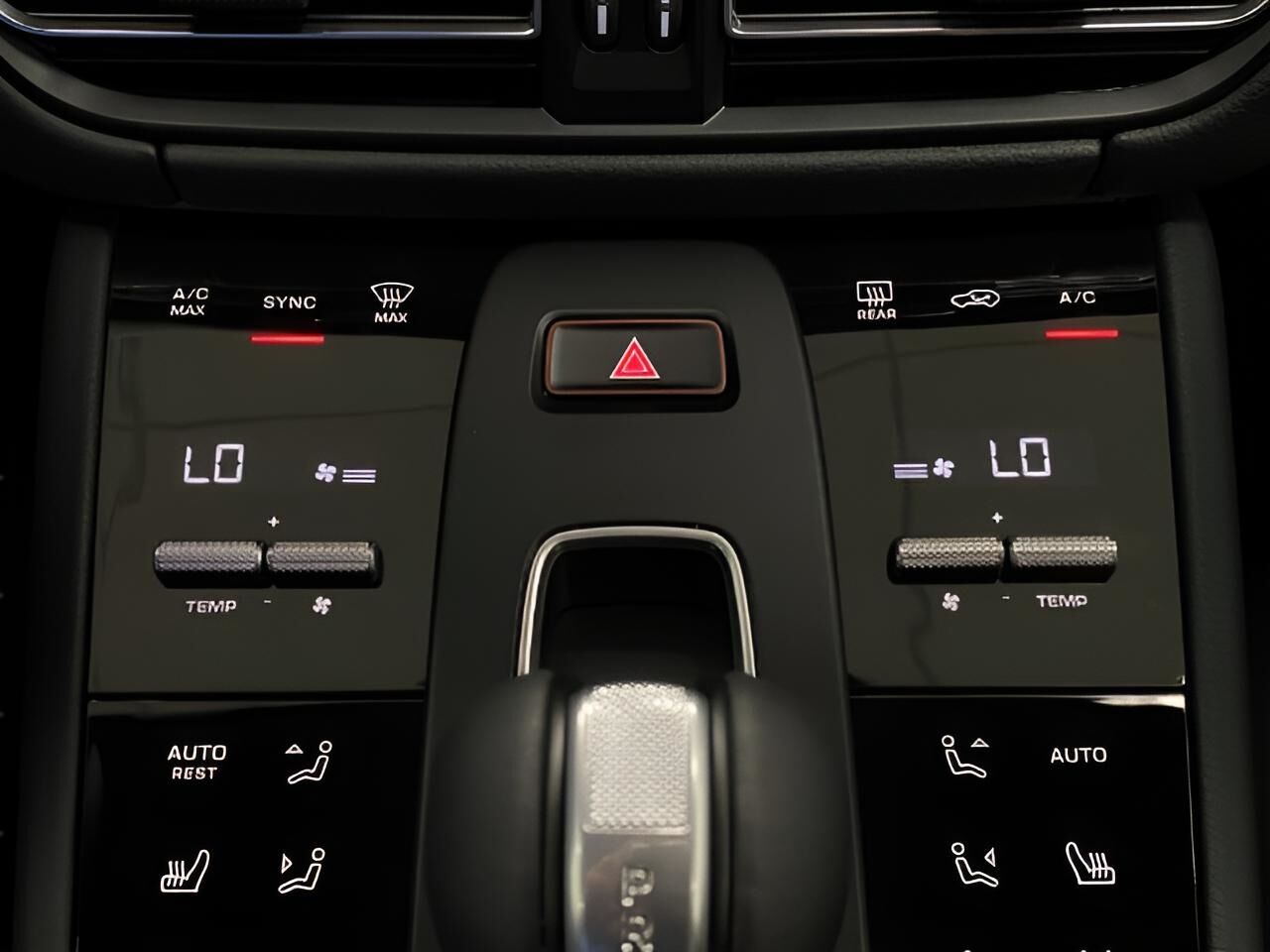 2025 Porsche Macan Appleton WI