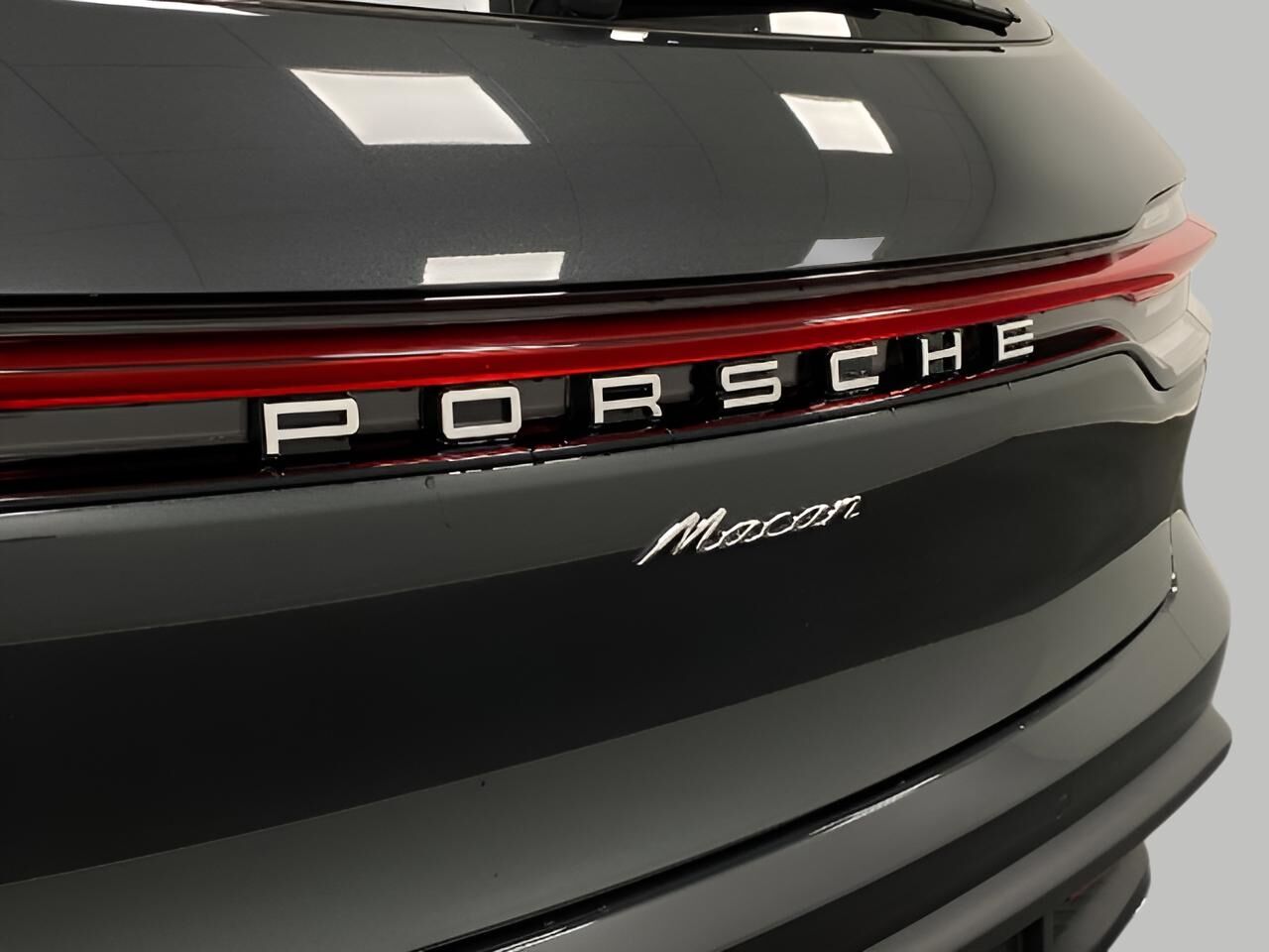 2025 Porsche Macan Appleton WI