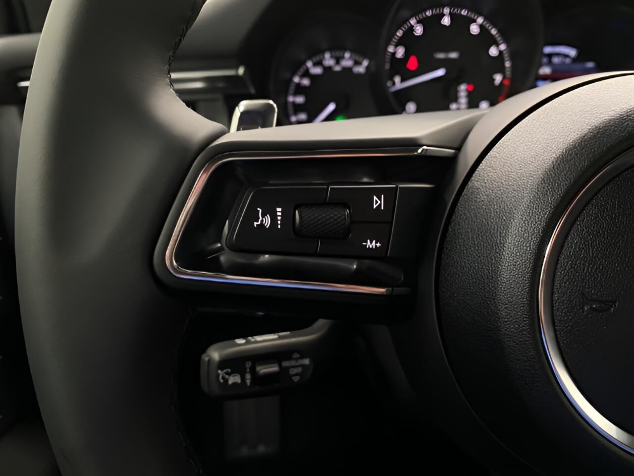 2025 Porsche Macan Appleton WI