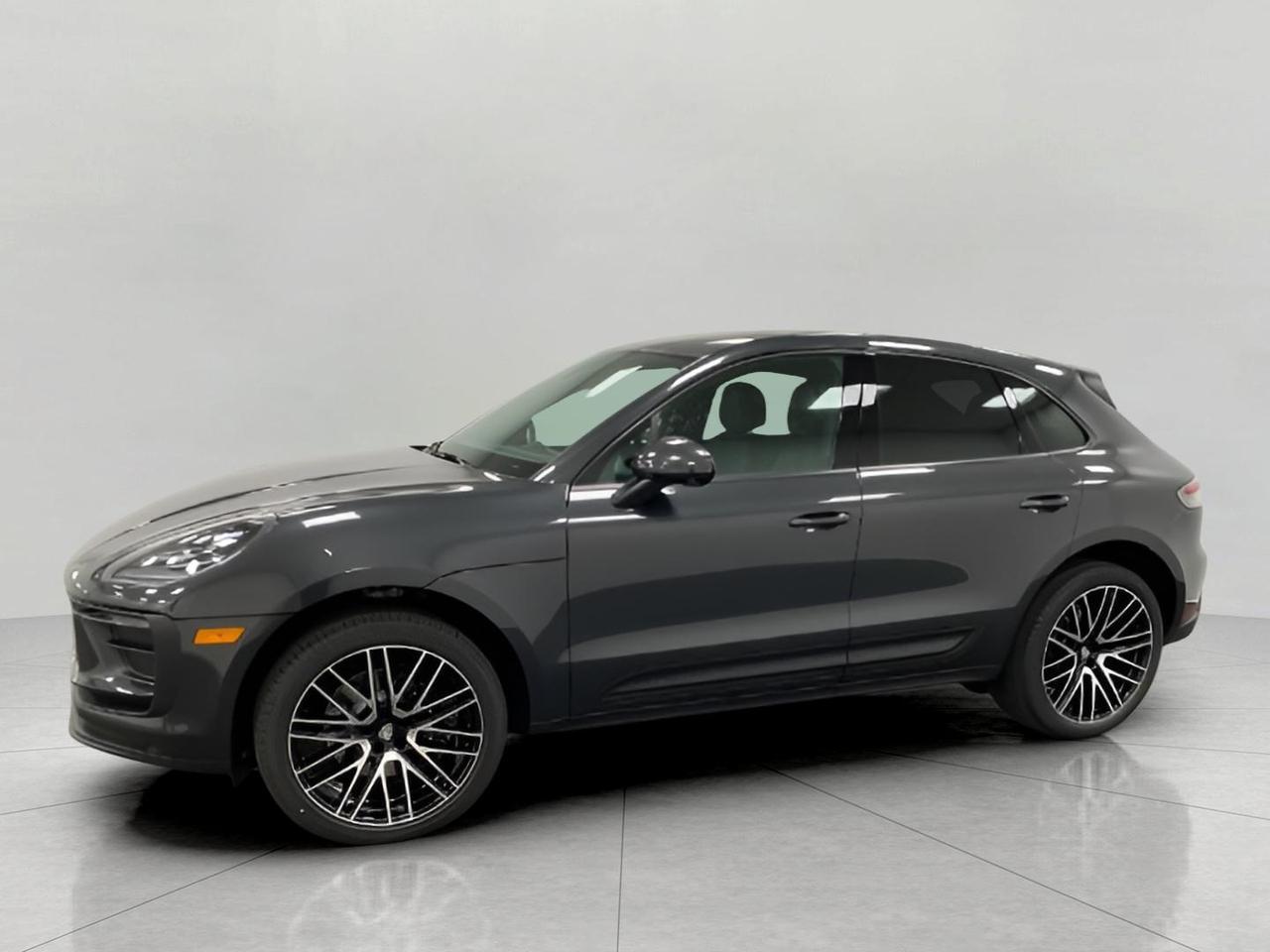2025 Porsche Macan Appleton WI