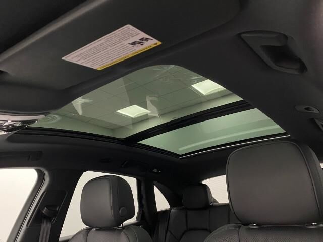2025 Porsche Macan Appleton WI