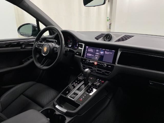 2025 Porsche Macan Appleton WI