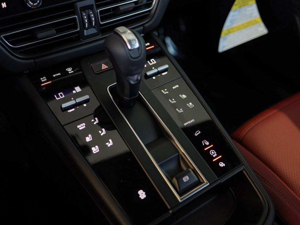 2025 Porsche Macan Bakersfield CA