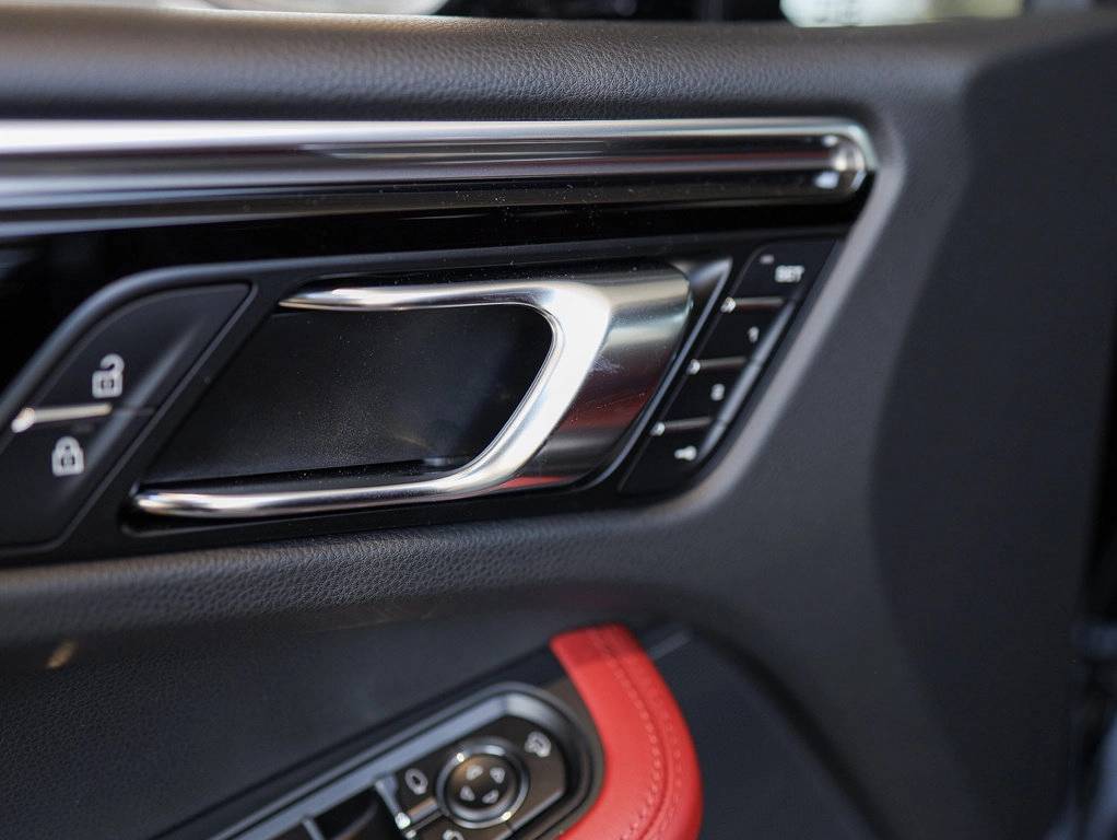 2025 Porsche Macan Bakersfield CA