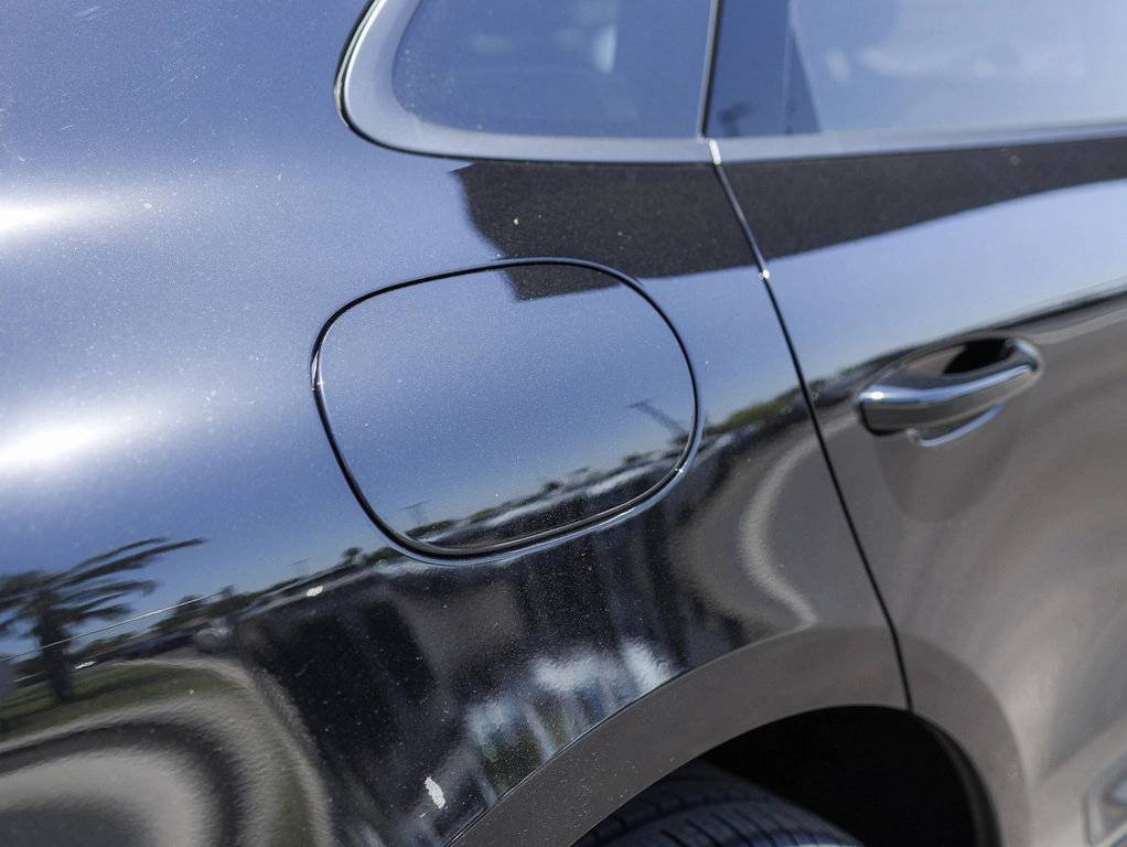 2025 Porsche Macan Bakersfield CA