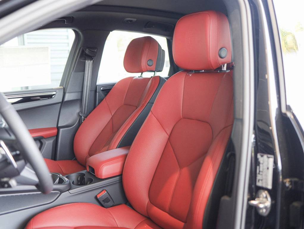 2025 Porsche Macan Bakersfield CA