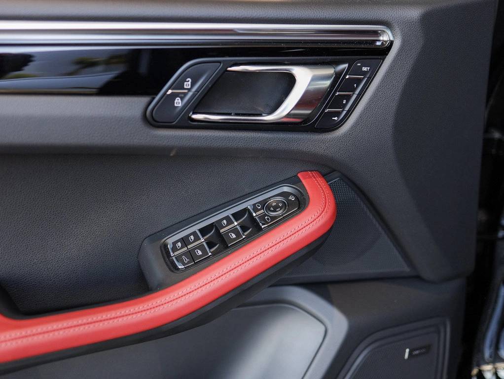 2025 Porsche Macan Bakersfield CA