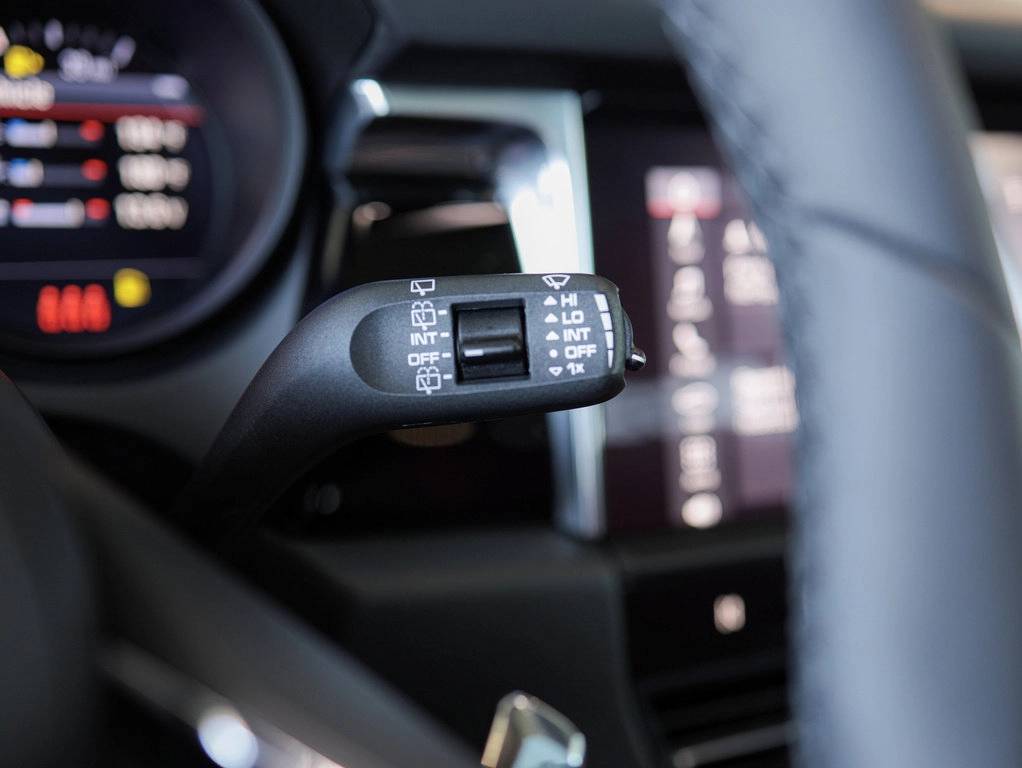 2025 Porsche Macan Bakersfield CA