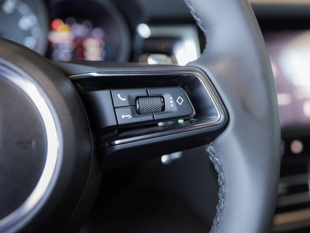 2025 Porsche Macan Bakersfield CA