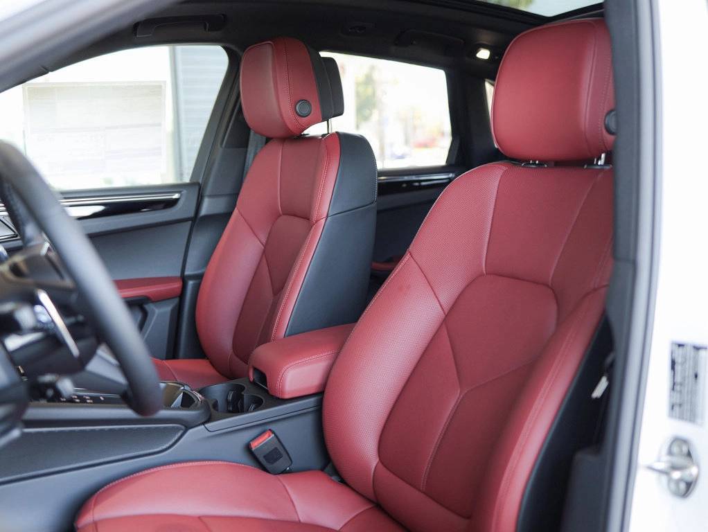 2025 Porsche Macan Bakersfield CA