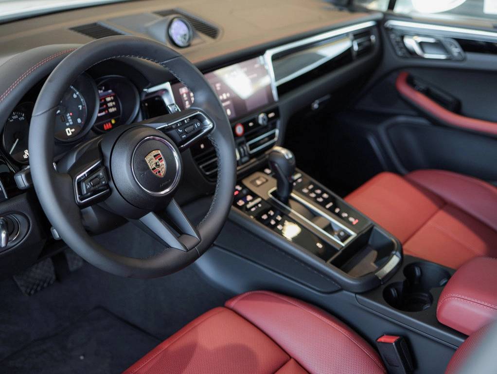 2025 Porsche Macan Bakersfield CA