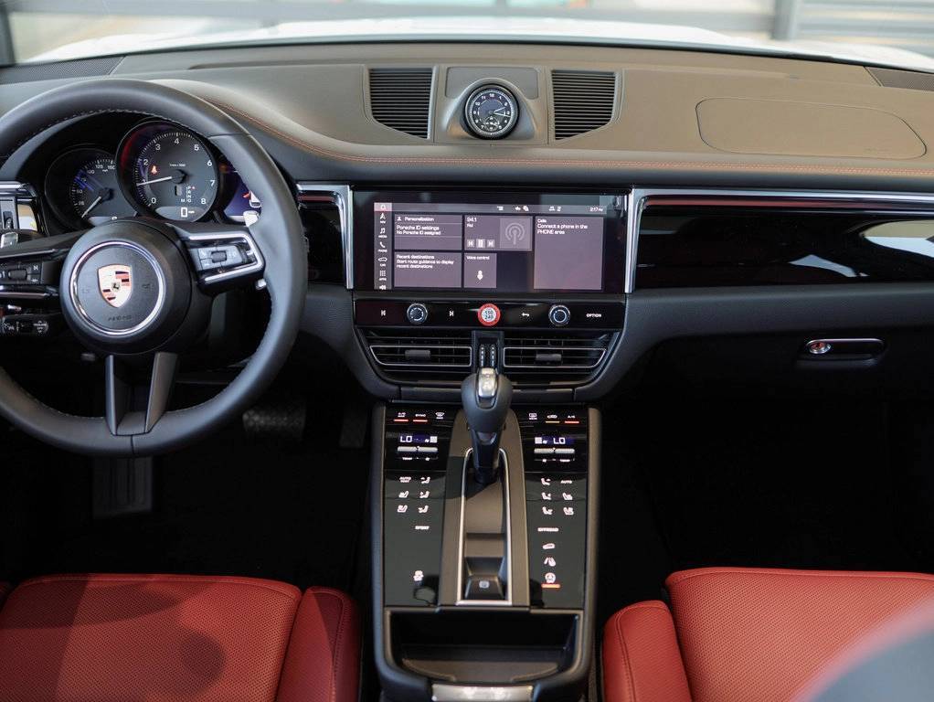 2025 Porsche Macan Bakersfield CA