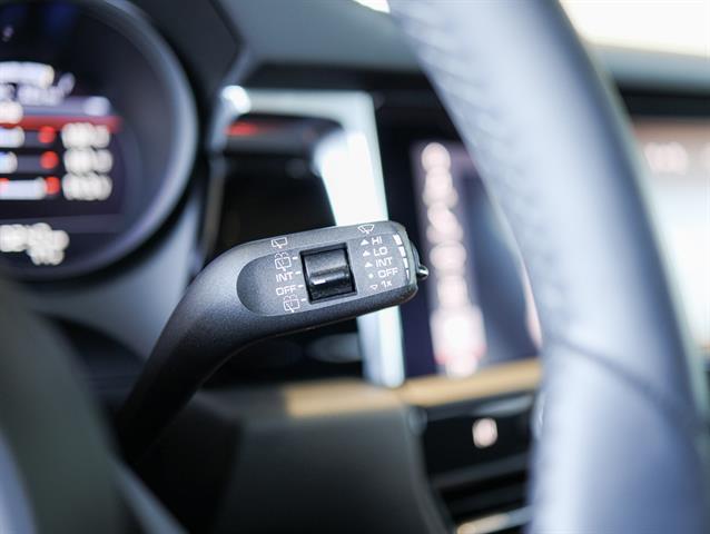 2025 Porsche Macan Bakersfield CA