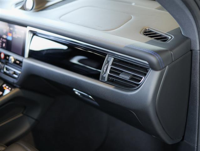 2025 Porsche Macan Bakersfield CA