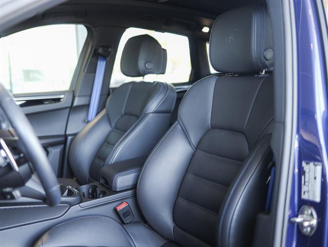 2025 Porsche Macan Bakersfield CA
