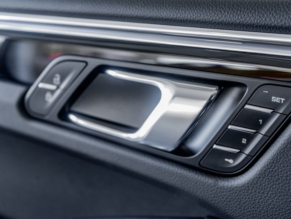 2025 Porsche Macan Colorado Springs CO