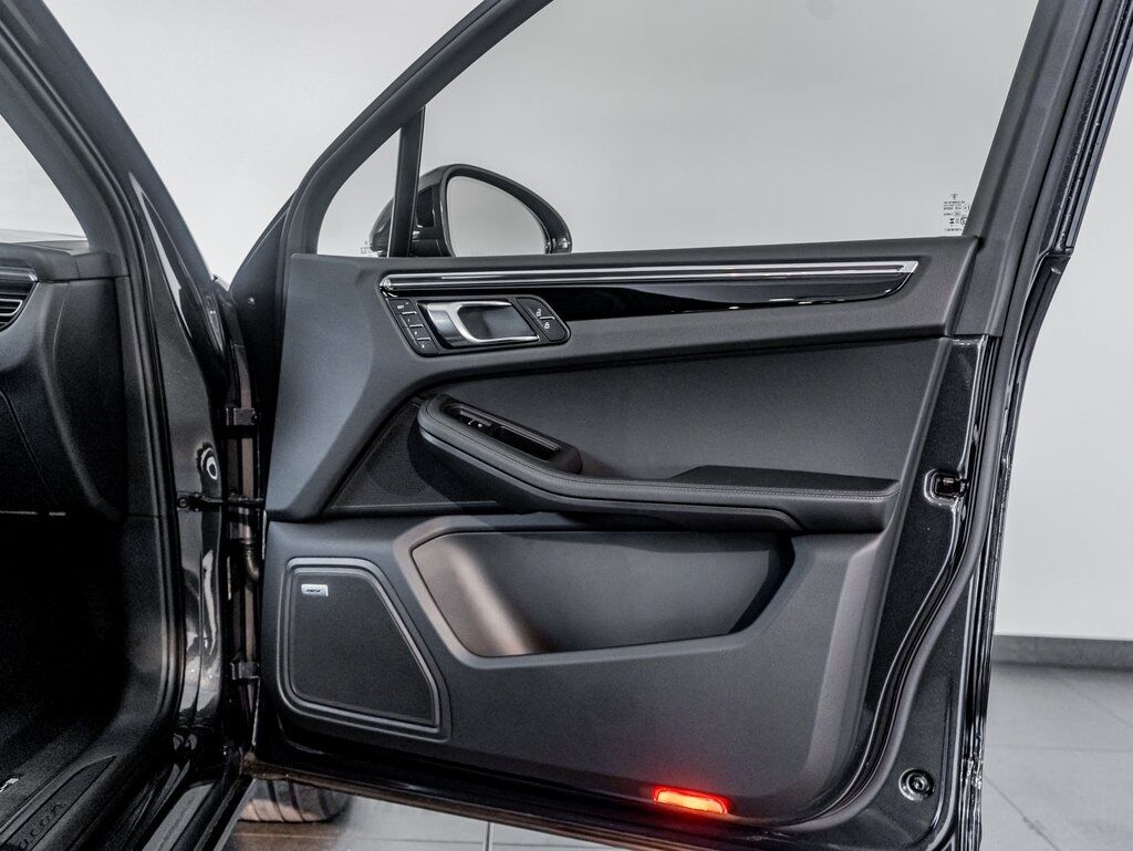 2025 Porsche Macan Colorado Springs CO