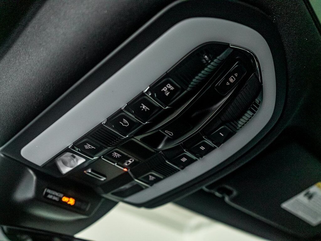 2025 Porsche Macan Colorado Springs CO