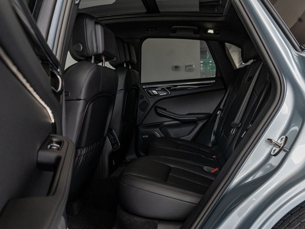 2025 Porsche Macan Colorado Springs CO