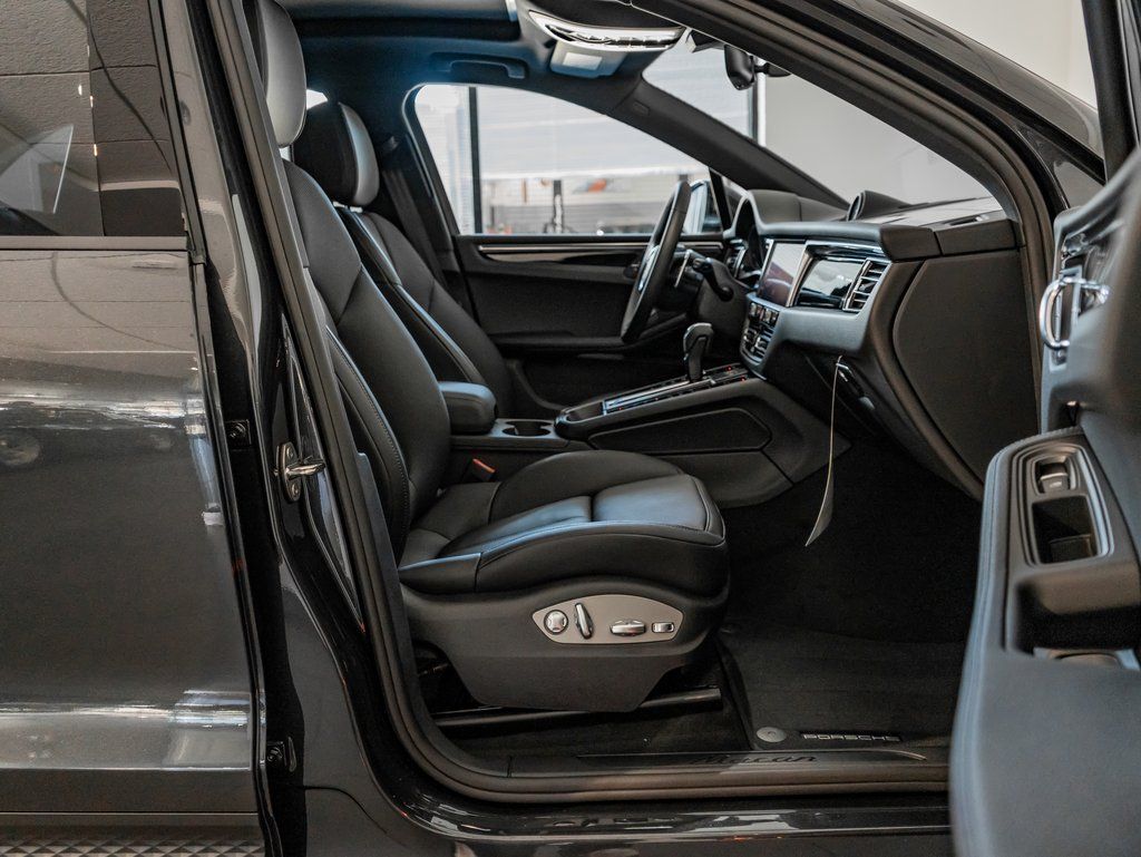 2025 Porsche Macan Colorado Springs CO