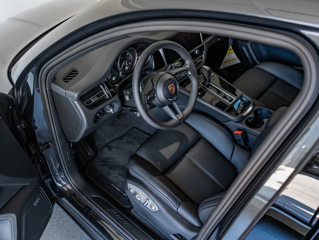 2025 Porsche Macan Colorado Springs CO