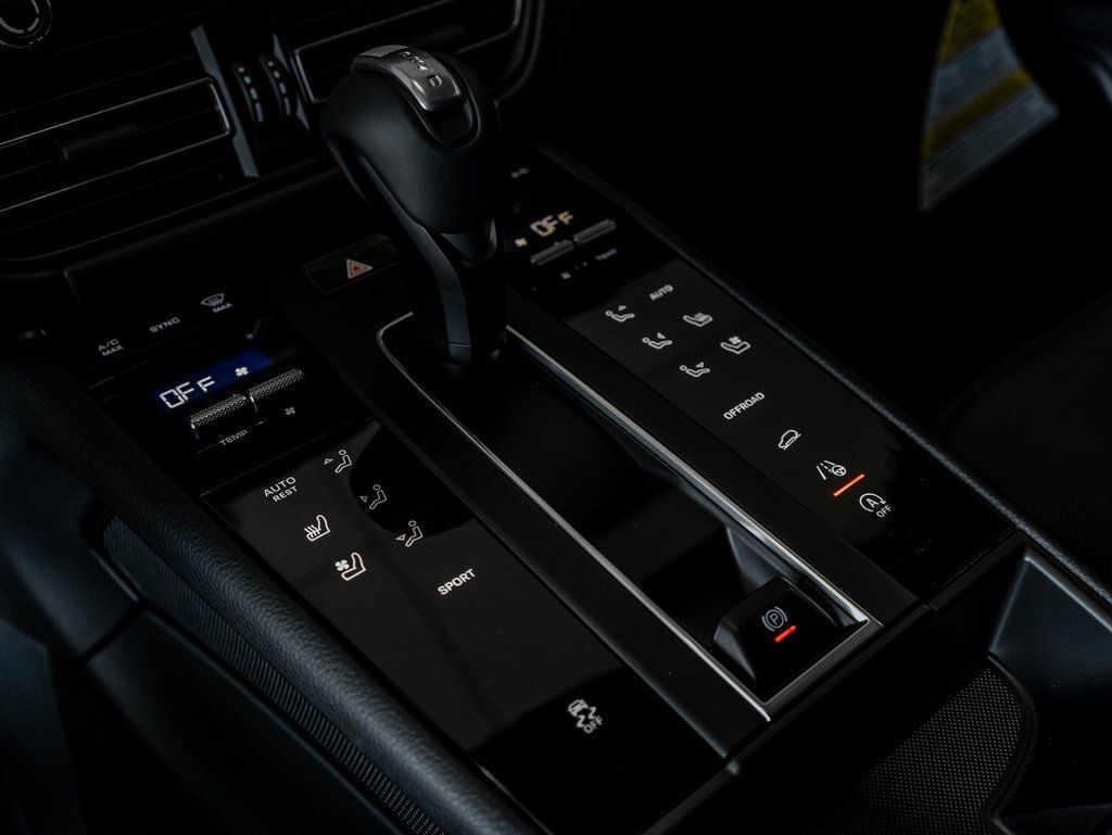 2025 Porsche Macan Colorado Springs CO