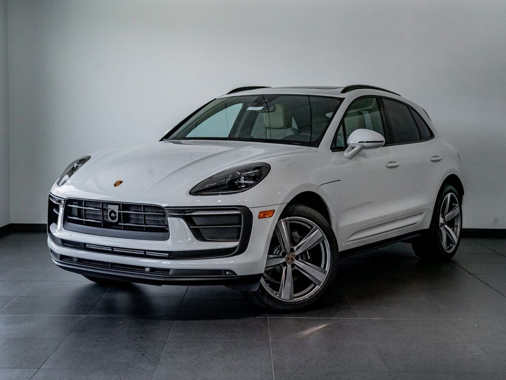2025 Porsche Macan