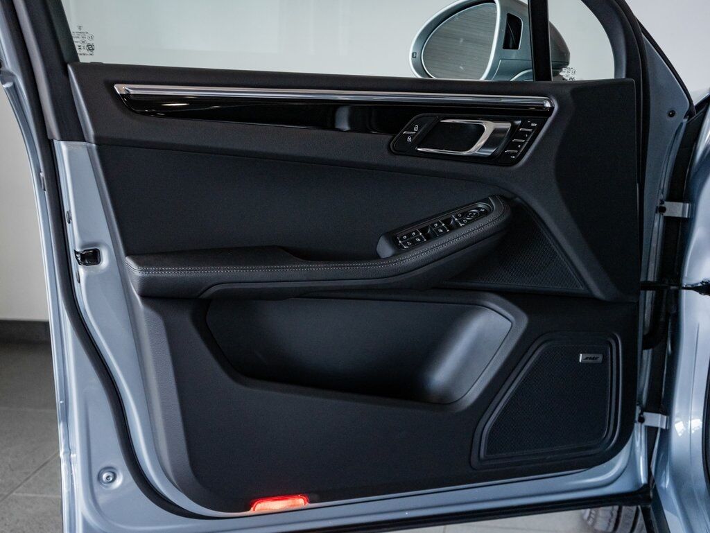2025 Porsche Macan Colorado Springs CO