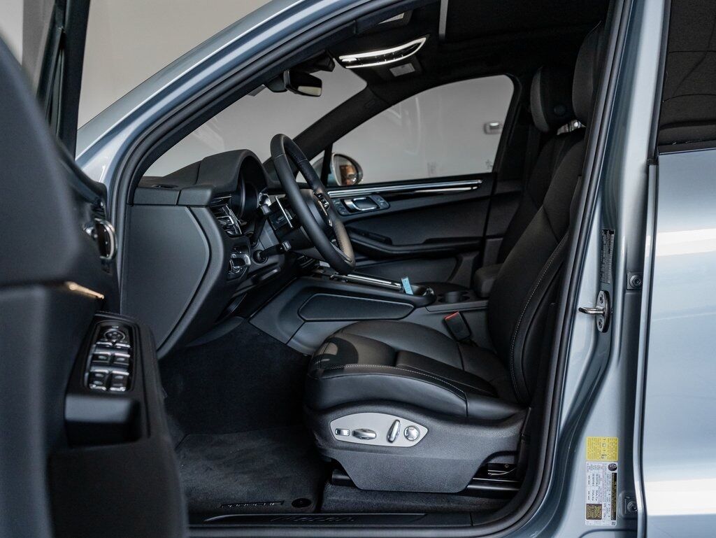 2025 Porsche Macan Colorado Springs CO