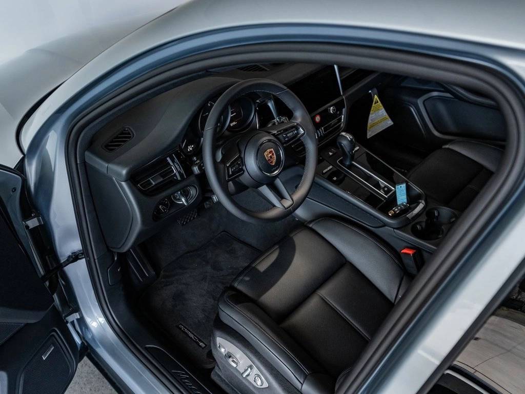 2025 Porsche Macan Colorado Springs CO