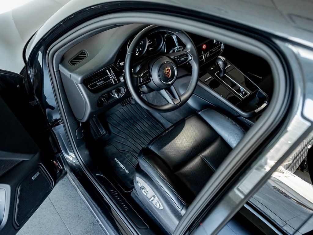 2025 Porsche Macan Colorado Springs CO